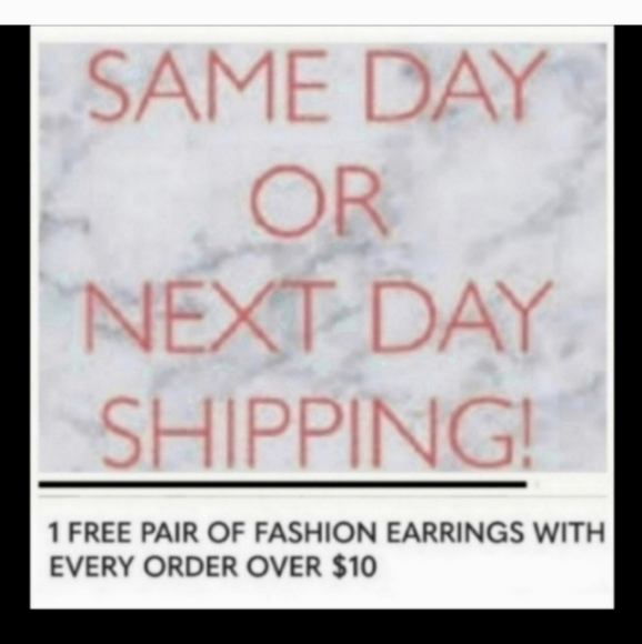 Victoria's secret LIMITED EDITION enchanted Rose twilight body lotion RARE - Picture 3 of 4